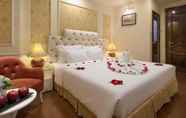 Bedroom 4 Aquamarine Hotel & Travel