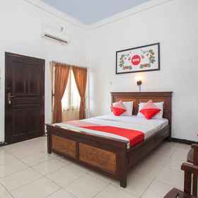 OYO 1069 Hotel New Rajawali 1, Hotel Pacitan