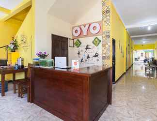 Lobi 2 OYO 1069 Hotel New Rajawali