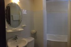 客房内浴室 Tran Ly Hotel