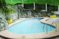 Swimming Pool Villa Fernandez Resort