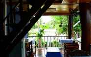 ร้านอาหาร 2 TT & T Backpacker Guesthouse