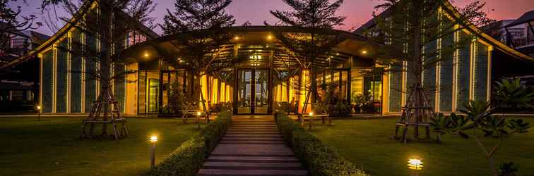 Lobby Bangsaen Heritage Hotel