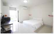 Bedroom 5 Honghub Sakon Hotel