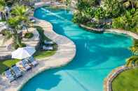 Swimming Pool JW Marriott Hotel Surabaya