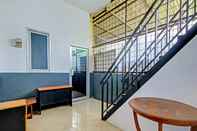 Common Space OYO 2928 Rumah Ceria