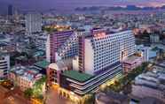 Luar Bangunan 6 The Twin Towers Hotel