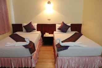 Kamar Tidur 4 Chumphon Palace Hotel