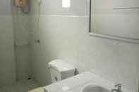 Toilet Kamar Chill Beach Resort