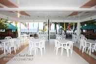 Bar, Kafe dan Lounge Monte Carlo Beach Resort