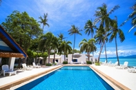 Swimming Pool Lime and Soda Beachfront Resort