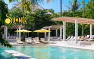 สระว่ายน้ำ 4 Summer Luxury Beach Resort (SHA Plus+)