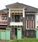 EXTERIOR_BUILDING Villa Sinar Pusaka Hijau