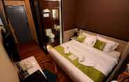 Kamar Tidur 7 Golden Roof Hotel Seri Iskandar