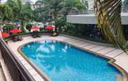 Kolam Renang 2 Grand Garden Hotel & Residence