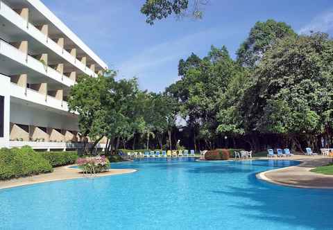 Bangunan Purimas Beach Hotel & Spa