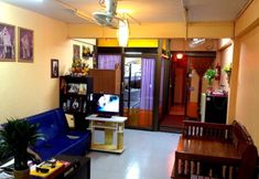 Lobby 2 Sucasa Port Hostel