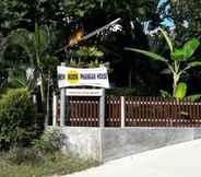 Bangunan 4 Newmoon Phangan House