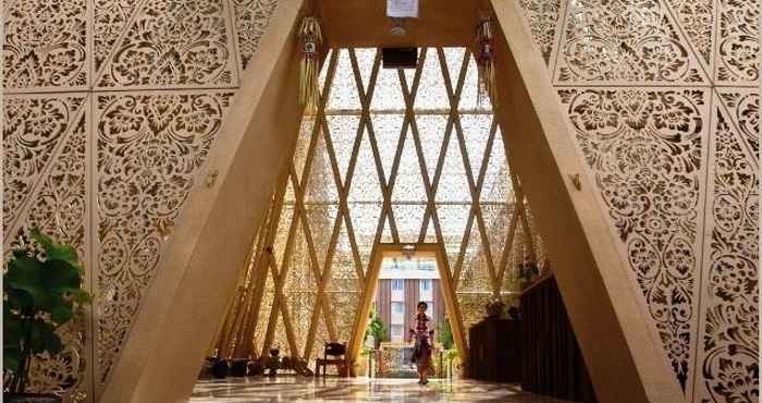 Lobby Ananta Legian Hotel