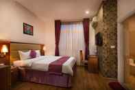 Bedroom Brandi Hanoi Hotel