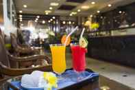 Bar, Kafe dan Lounge Silk Central Hotel & Travel