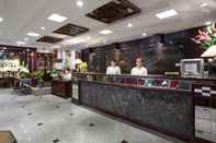 Lobi Silk Central Hotel & Travel