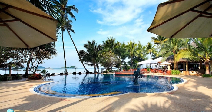 Swimming Pool Centara Koh Chang Tropicana Resort