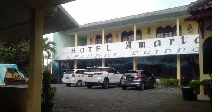 Lobi Hotel Amarta