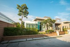 Lain-lain Baan Rim Talay