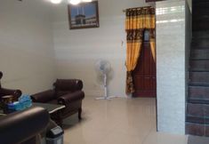 Lobby 3 Simple Room Syariah near UMS at Wisma Brilian 1