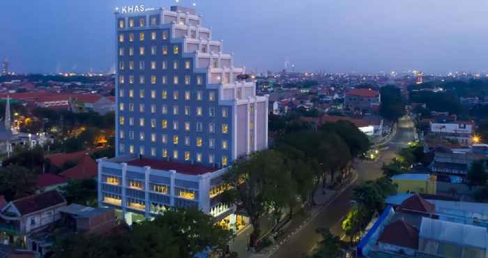 Exterior KHAS Gresik Hotel