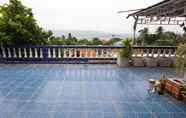 Kolam Renang 3 Tanyaporn House