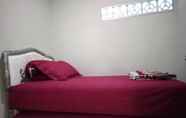 Kamar Tidur 4 Cozy Room Syariah near UMS at Wisma Brilian 2