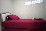 Bedroom Cozy Room Syariah near UMS at Wisma Brilian 2