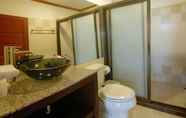 ห้องน้ำภายในห้อง 5 Morning Star Resort