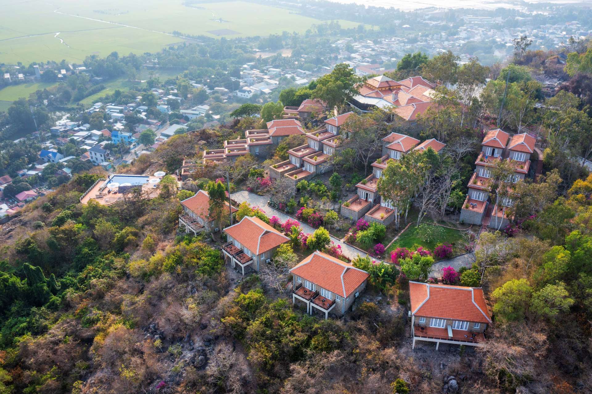 Victoria Nui Sam Lodge - khách sạn Tiền Giang”