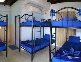 Kamar Tidur 2 Asia Blue Beach Hostel Hacienda