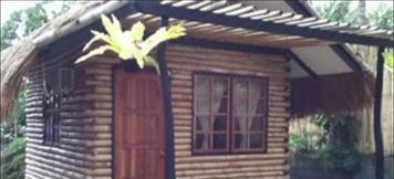 Exterior 2 Subli Guest Cabins
