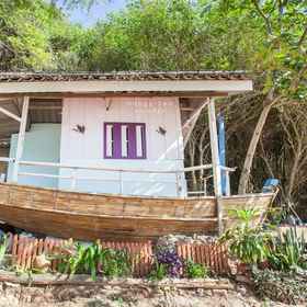 Happy Sea 1, Hotel Tha Ruea Nuan Thip