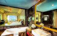 In-room Bathroom 2 Grand Plaza Hanoi Hotel