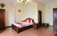 Kamar Tidur 2 Lucky 2 Hotel & Travel