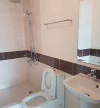 Toilet Kamar 4 Robinson's Magnolia by Elle Suites