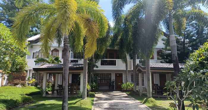 Luar Bangunan Baywalk Garden Pension House and Restaurant