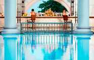Swimming Pool 6 Sunrise Nha Trang Beach Hotel & Spa