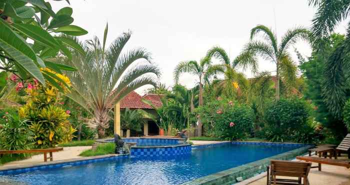 Swimming Pool Kuta Cove Hotel