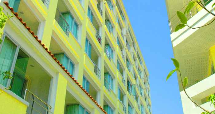 Bangunan Caza V1 Serviced Apartment