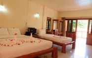 Kamar Tidur 5 Paradise Bungalows