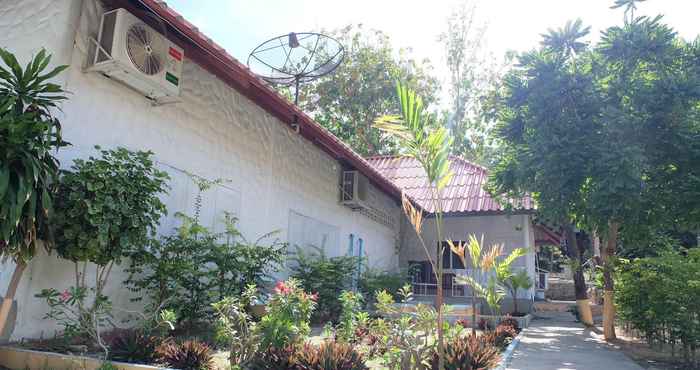 Bangunan Paradise Bungalows (Dormitary Zone)