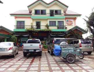 Exterior 2 RedDoorz @ Greenview Hotel and Restobar Masbate