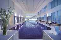 Swimming Pool The Mayflower, Jakarta - Marriott Executive Apartments 